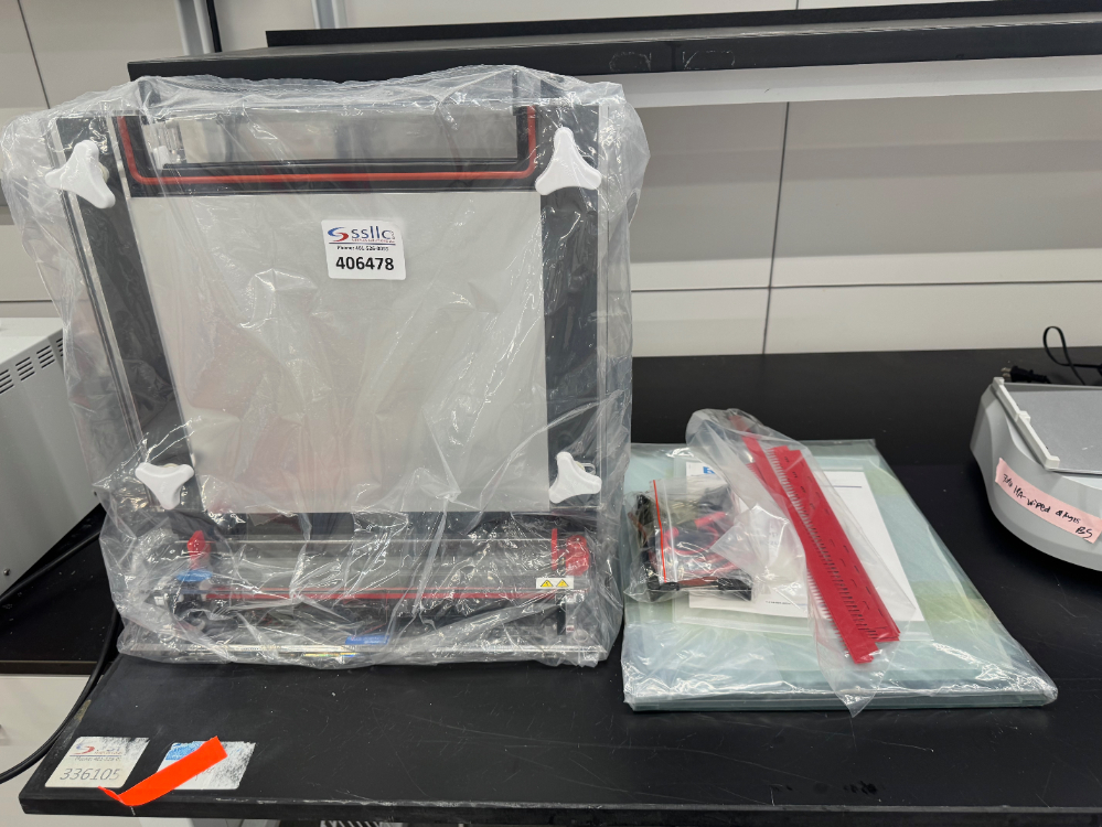 Image of Unused BT Lab Systems Nucleic Acid Sequencing Electrophoresis Cell